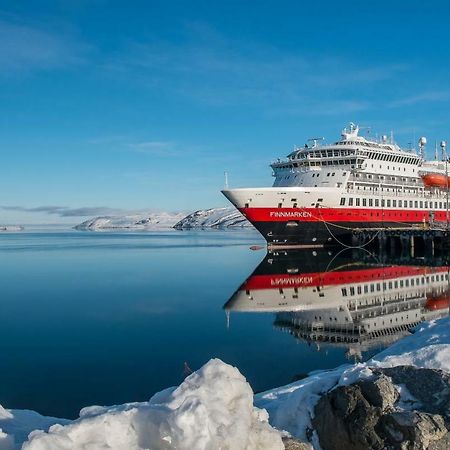 Kirkenes Hotell Екстериор снимка